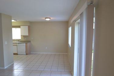 770 Burlwood St - Photo 3 of 15