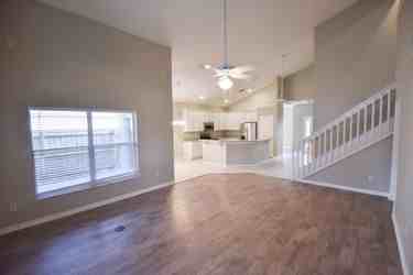 9437 Southern Garden Cir - Photo 3 of 13