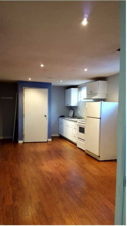 3386 Oakglade Crescent - Photo 2 of 5