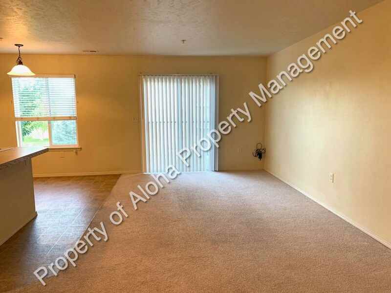 1065 W Pine Ave #3 - Photo 2 of 16