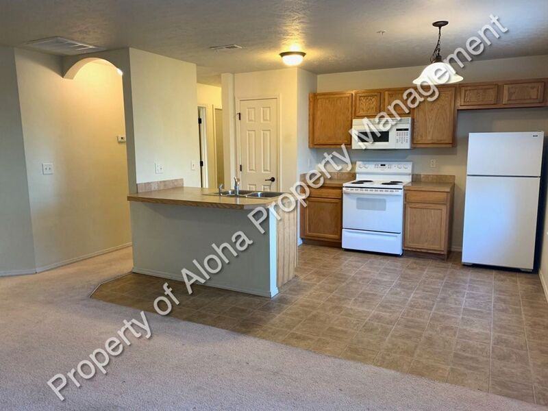 1065 W Pine Ave #3 - Photo 3 of 16