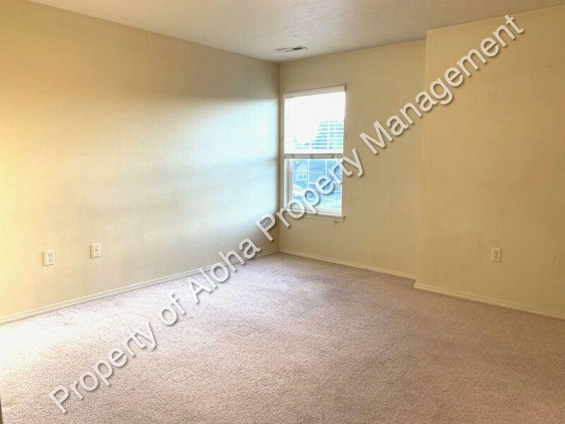 1065 W Pine Ave #3 - Photo 6 of 16