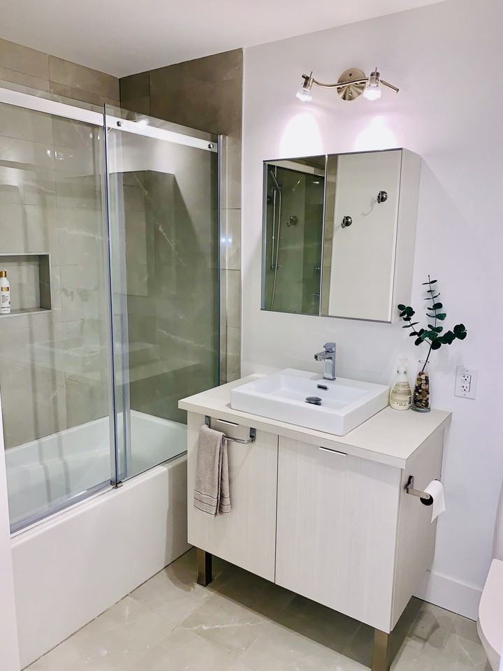 2484 Rue Marie-Anne #1 - Photo 6 of 24