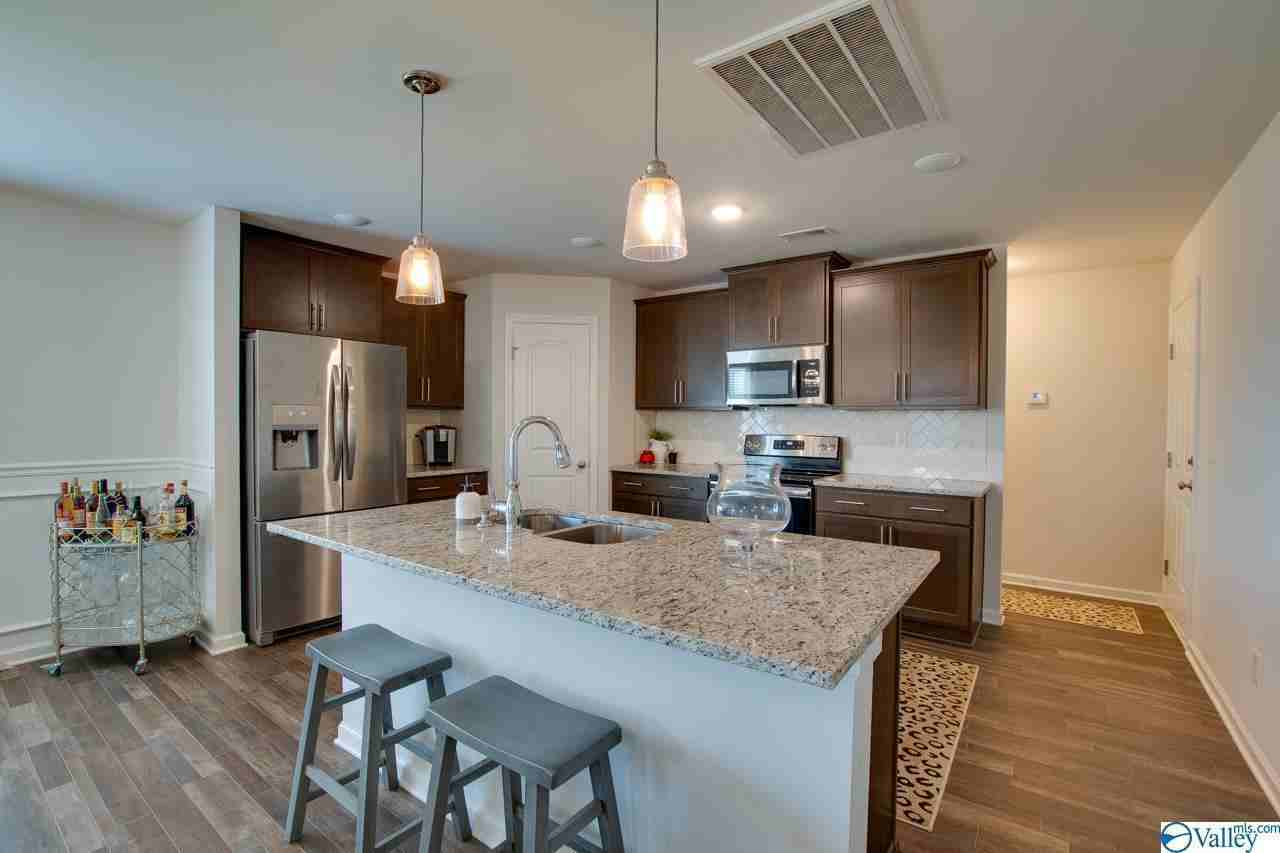117 Daymark Dr #1 - Photo 2 of 14