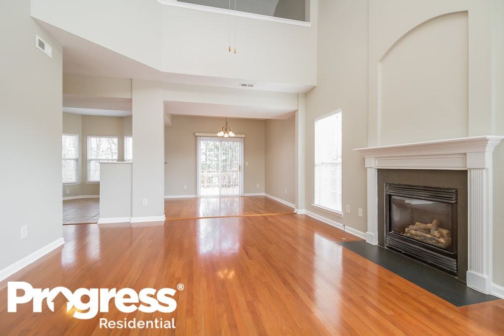 2716 Bison Ct - Photo 2 of 19