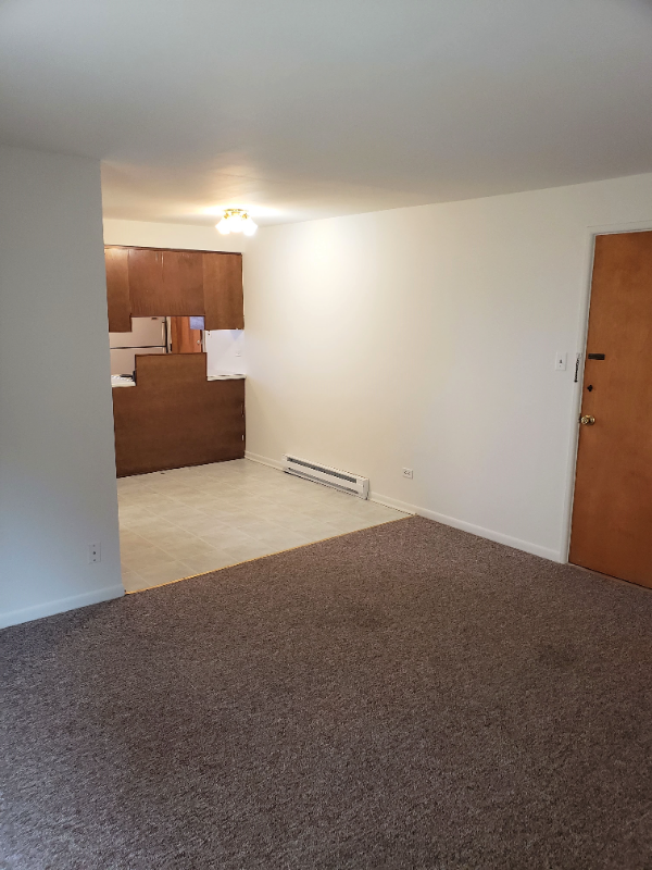 3178 W 115th St - Photo 3 of 7