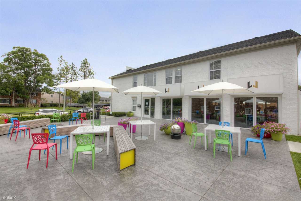 Woodbury Gardens Apartments and Townhomes 1245 Astor Ave, Ann Arbor