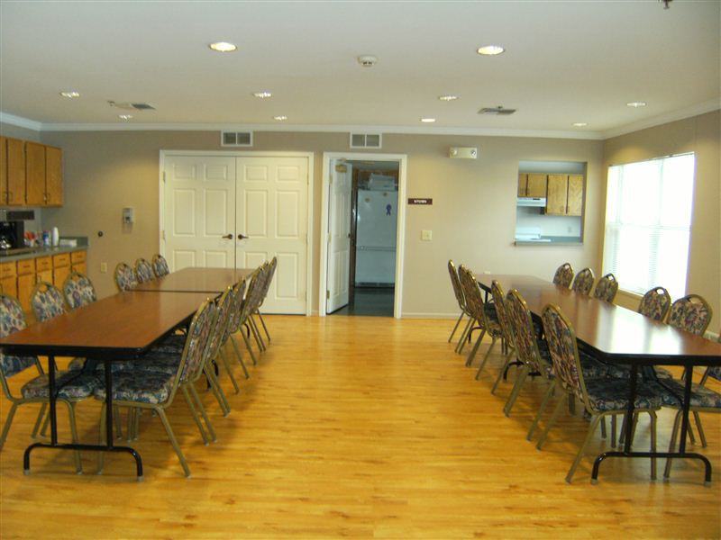 Cedarwood Apartments - Photo 3 of 19