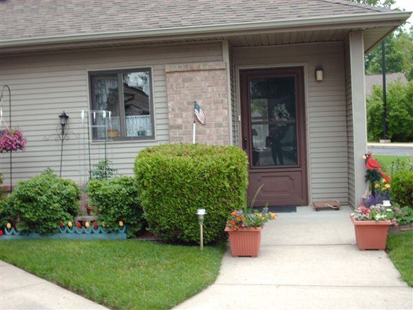 Freedom Square Apartments 34848 Freedom Rd, Farmington Hills, MI