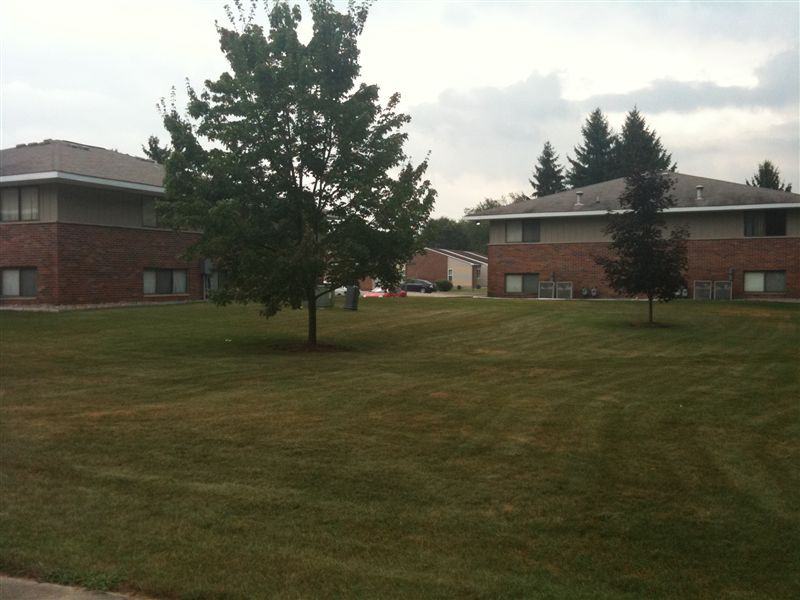 Riverside Apartments - Photo 3 of 7