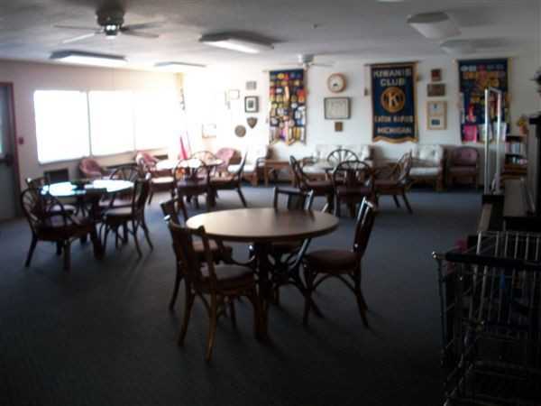 Kiwanis Springbrook Manor - Photo 2 of 11