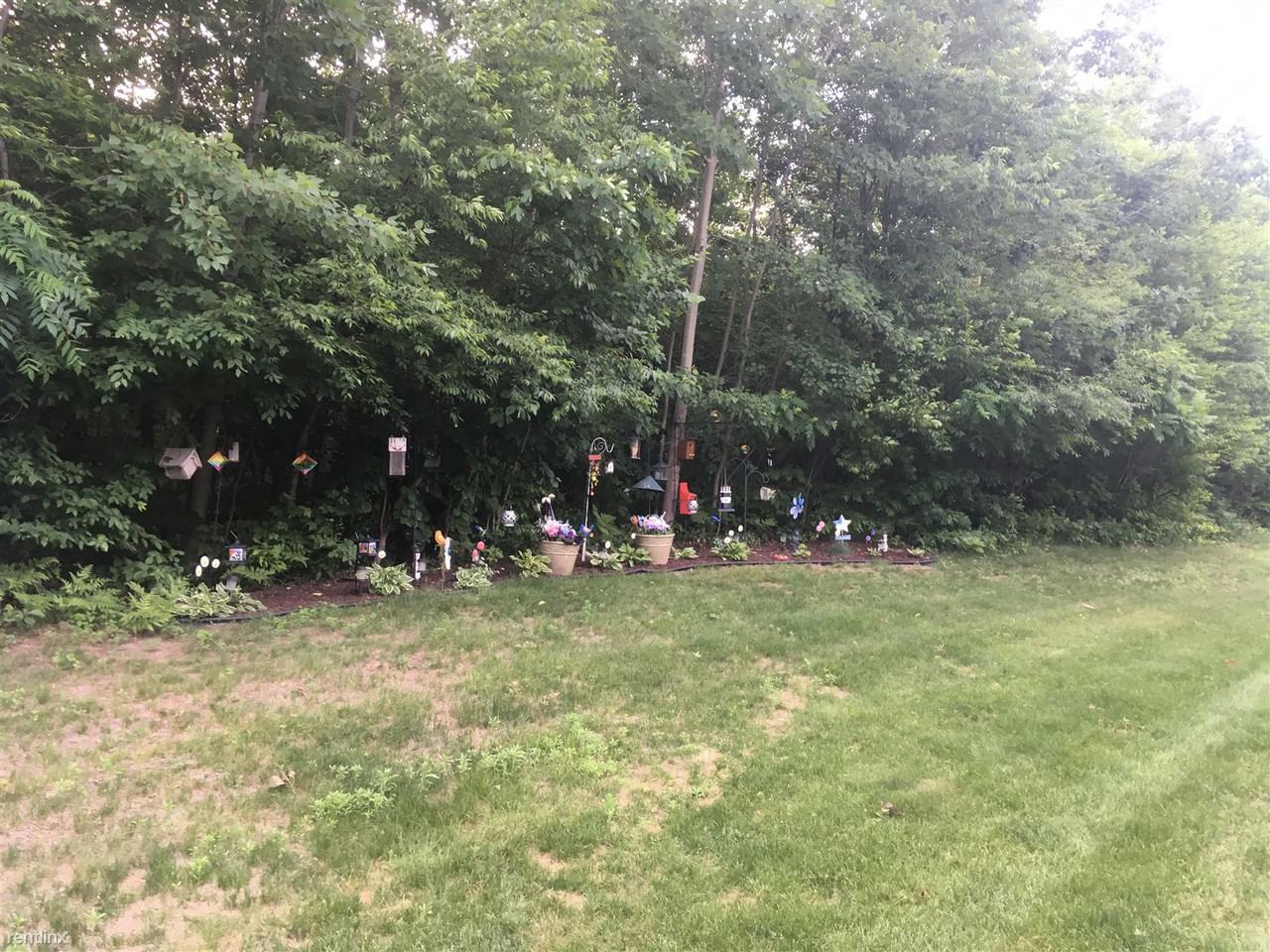 Forest Creek Senior Citizen Apartments - Photo 3 of 5