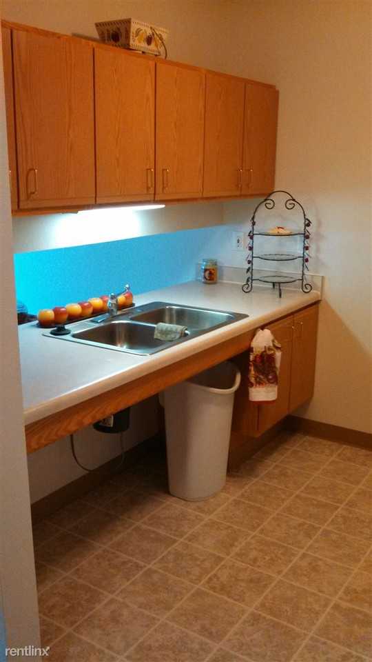 Carriage Towne Place I Apartments 218 E Williams St, Ovid, MI 48866