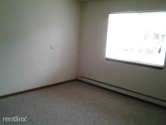 Carriage Towne Place I Apartments 218 E Williams St, Ovid, MI 48866