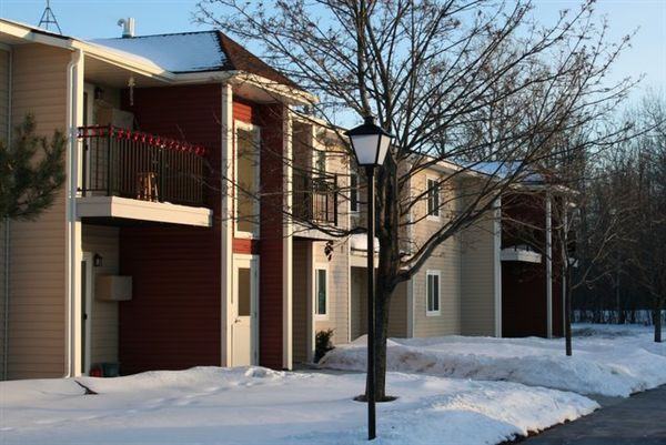 wood creek apartments rentals 1708 meridian st sault sainte marie mi 49783 zumper