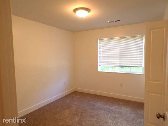 Crossroads Apartments 848 S Chestnut St, Reed City, MI 49677 Zumper