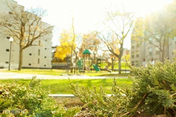 Kennedy Plaza Apartments - Photo 3 of 11