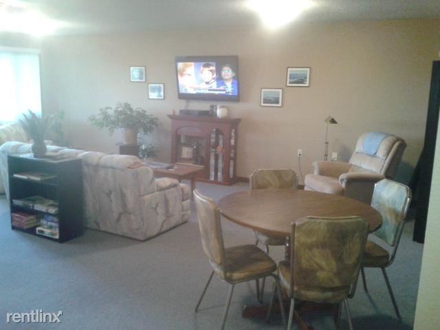 Southside Apartments - Photo 2 of 7