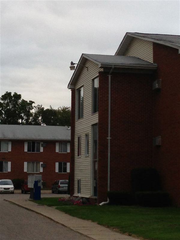 526 Pine St - Photo 3 of 23