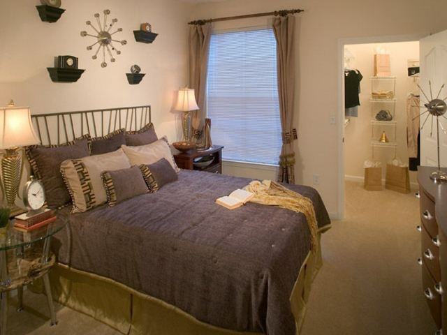 Ridgewalk Apartments - Photo 3 of 14