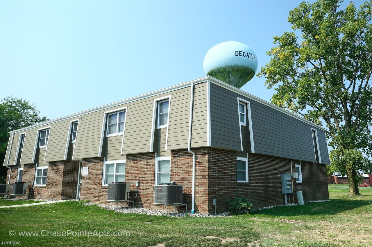 Chase Pointe - Photo 2 of 8