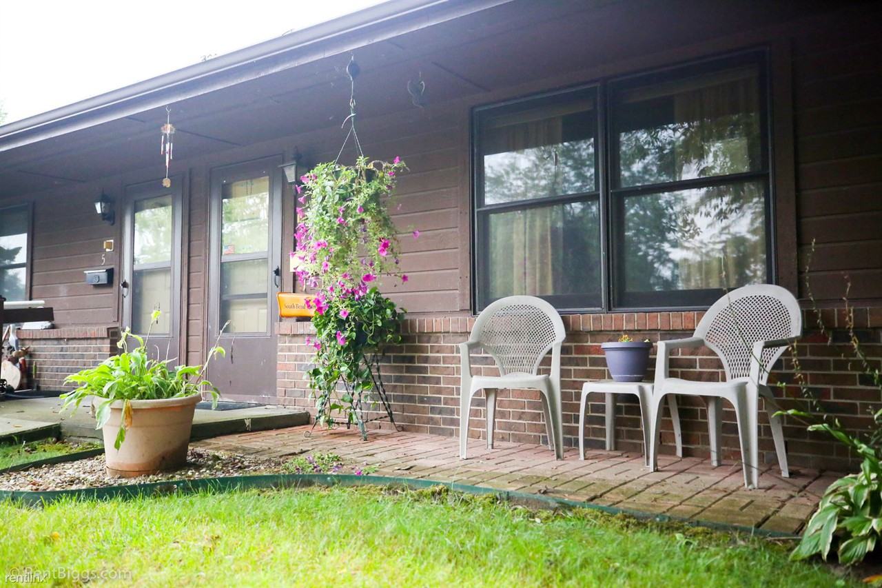 Forest Place Senior Apartments - Photo 2 of 11