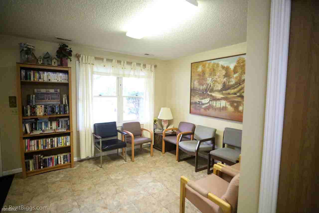 Forest Place Senior Apartments - Photo 3 of 11