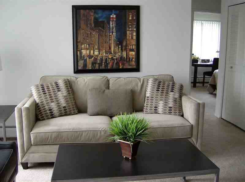 Outer Drive Manor - Photo 3 of 19