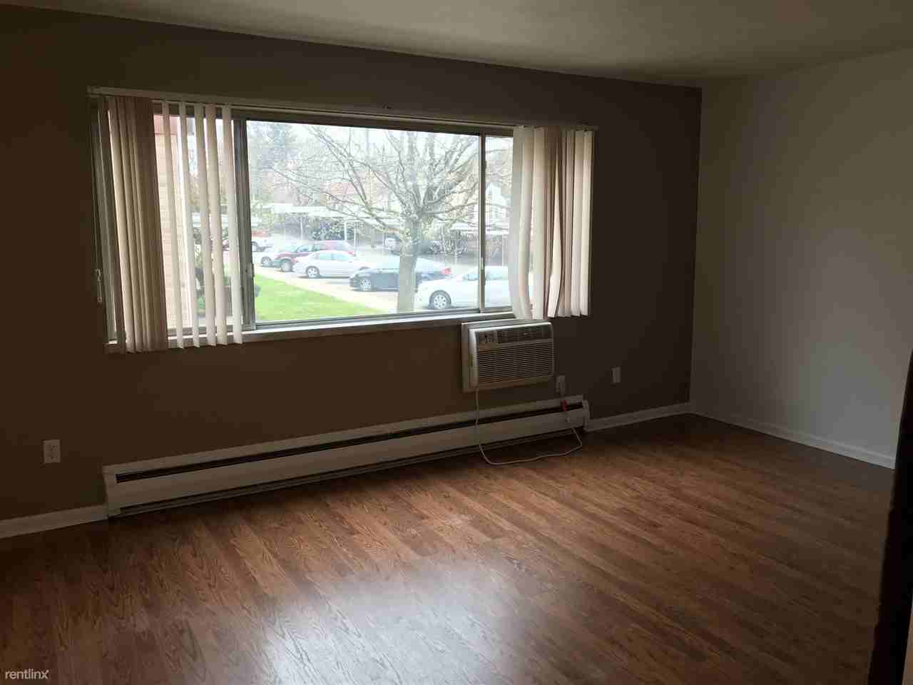 3031 S Washington Ave - Photo 3 of 22