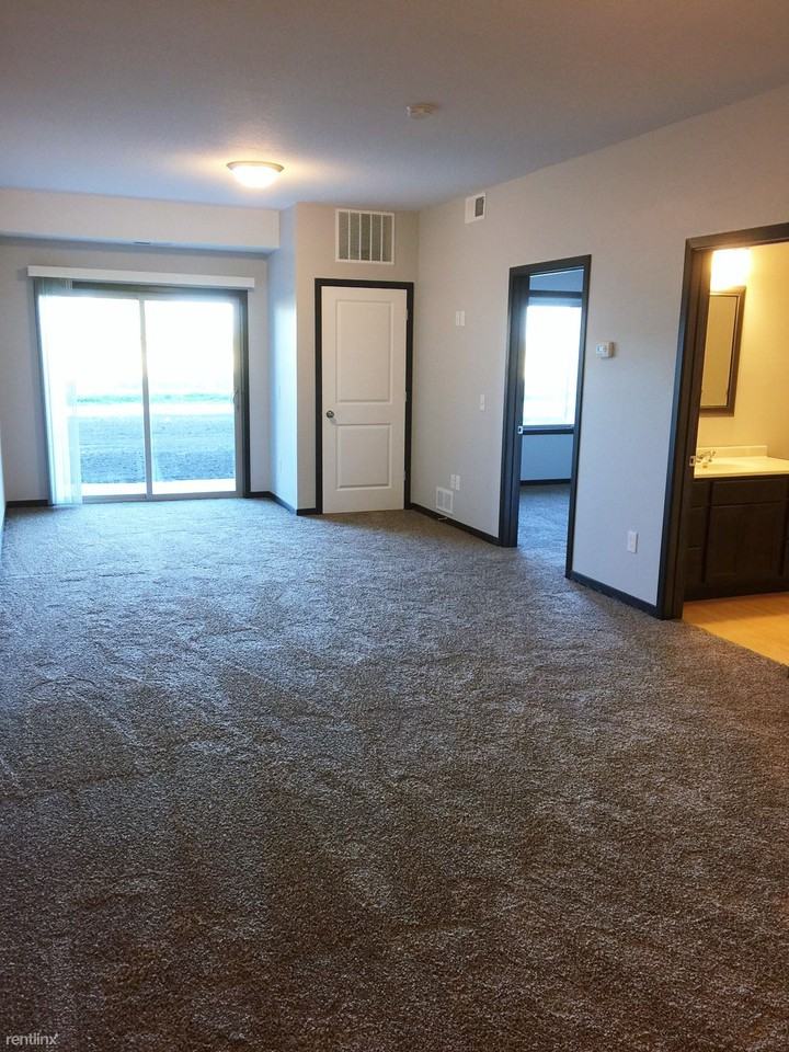 Woodside Apartments 311 E Roosevelt Cir, Mankato, MN 56001 Zumper