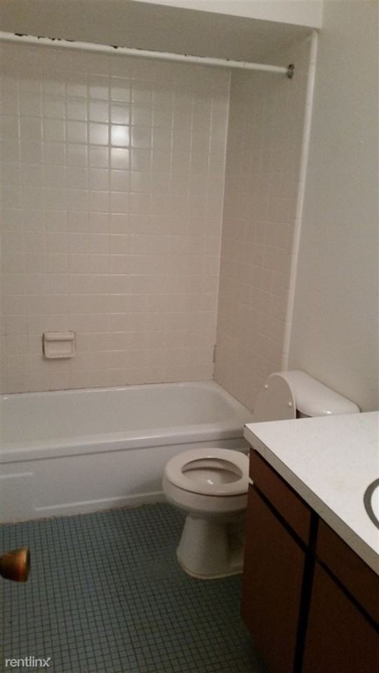 1130 S Forest Ave - Photo 2 of 5