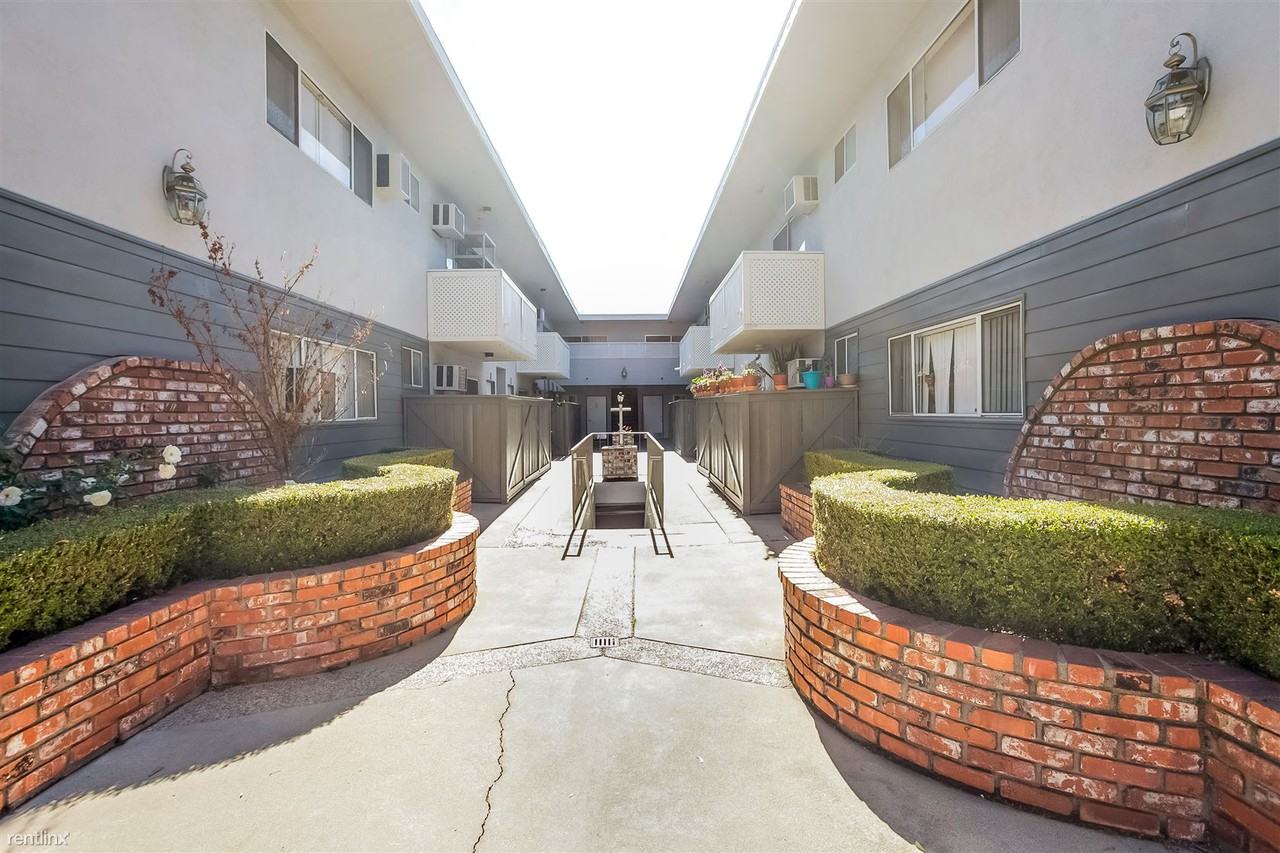 Maple Apartments - Photo 2 of 20