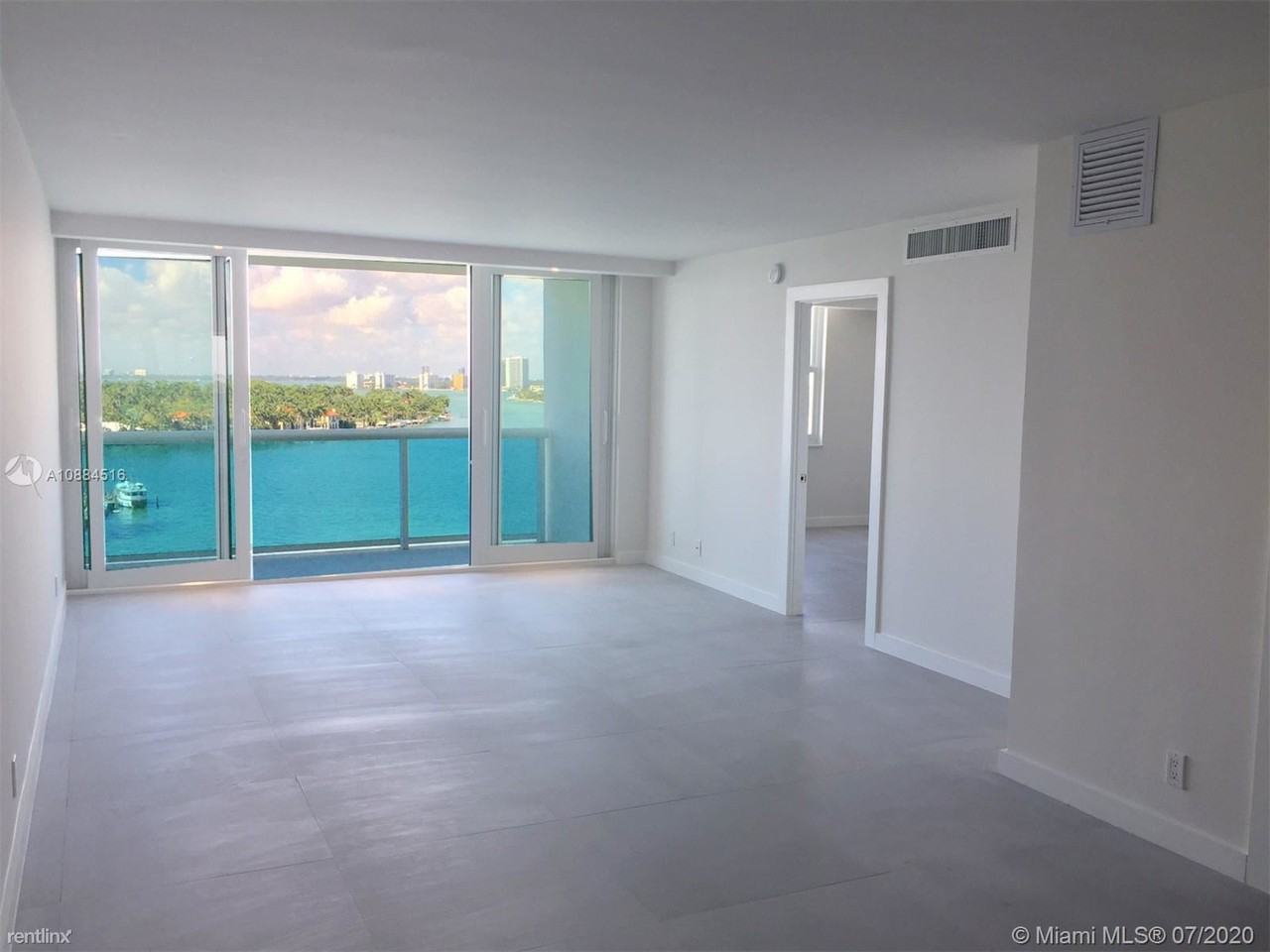 6770 Indian Creek Dr - Photo 3 of 9