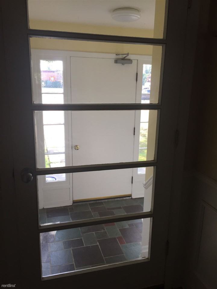 Jefferson Park Apartments - Photo 3 of 18