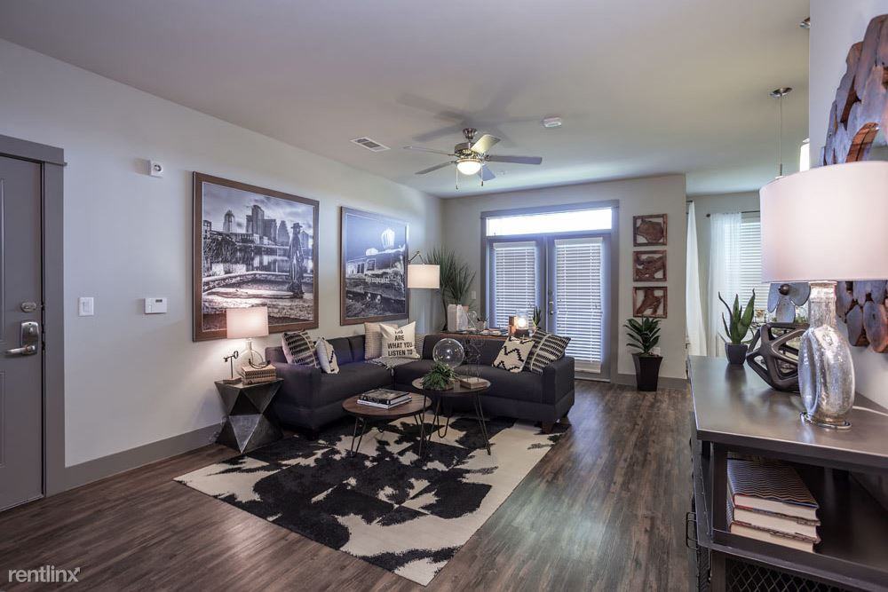 Southwest Parkway Property ID 1581591 Apartments in Austin, TX 78735