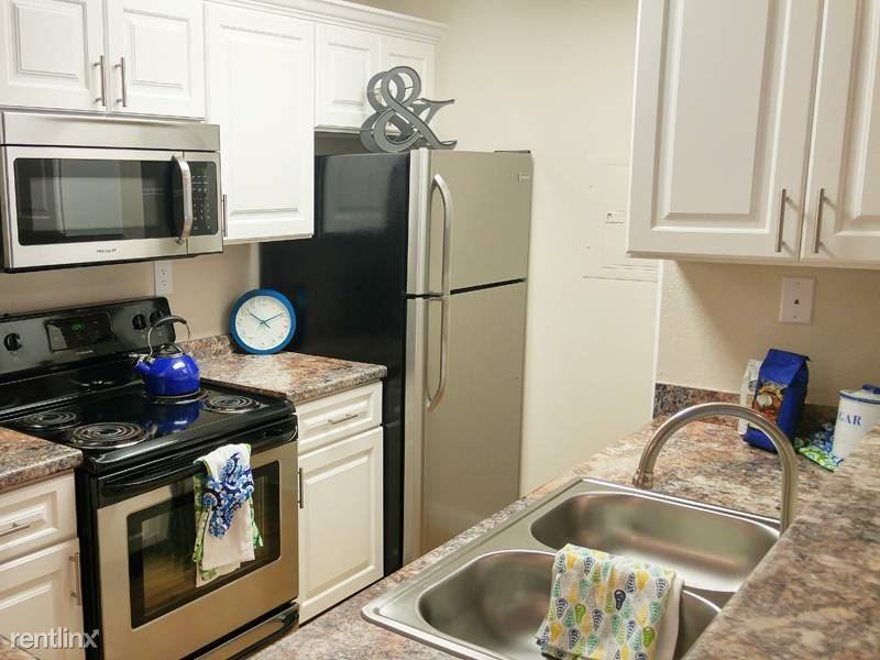 1930 S Alma School Rd - Photo 3 of 6