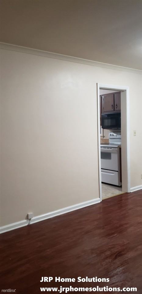 2418 Dawn St - Photo 3 of 25