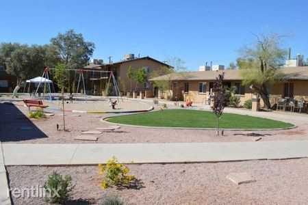 Park Vista Apartments - Photo 3 of 26