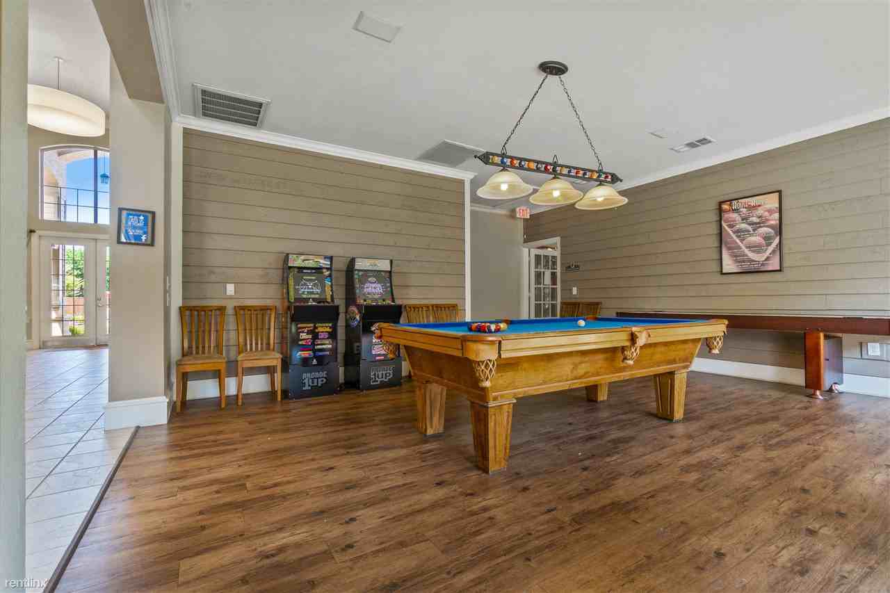 Fountains of Burleson - Photo 3 of 38