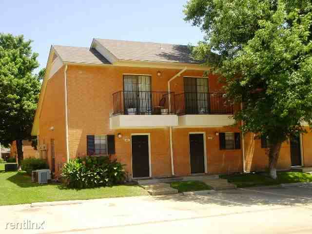 Plantation West Apartments 612 N Booth Calloway Rd, Hurst, TX 76053