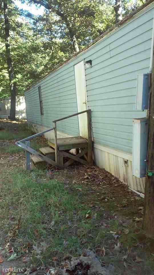 717 Amherst Rd - Photo 3 of 5