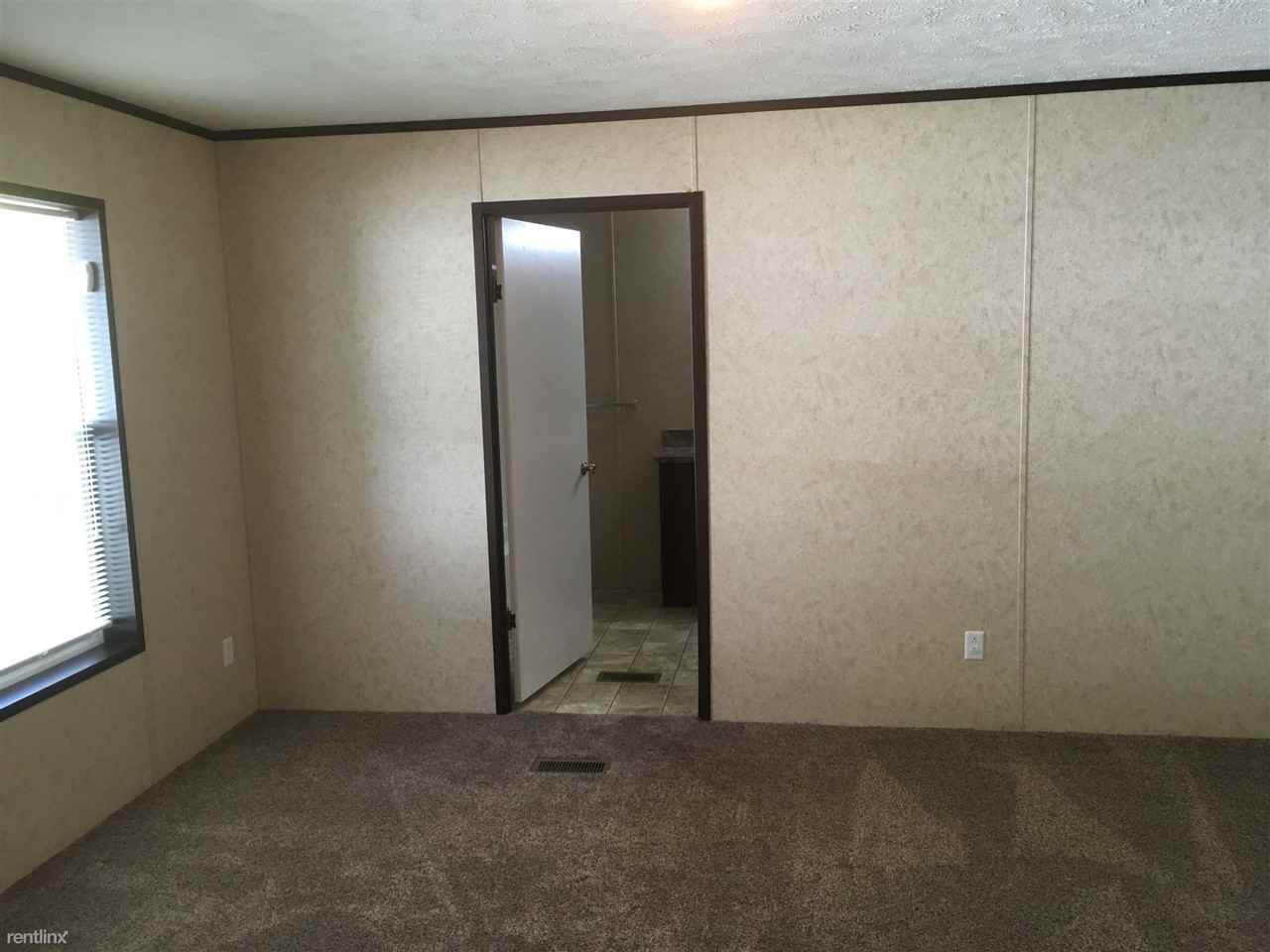 2500 Centennial Rd - Photo 2 of 4