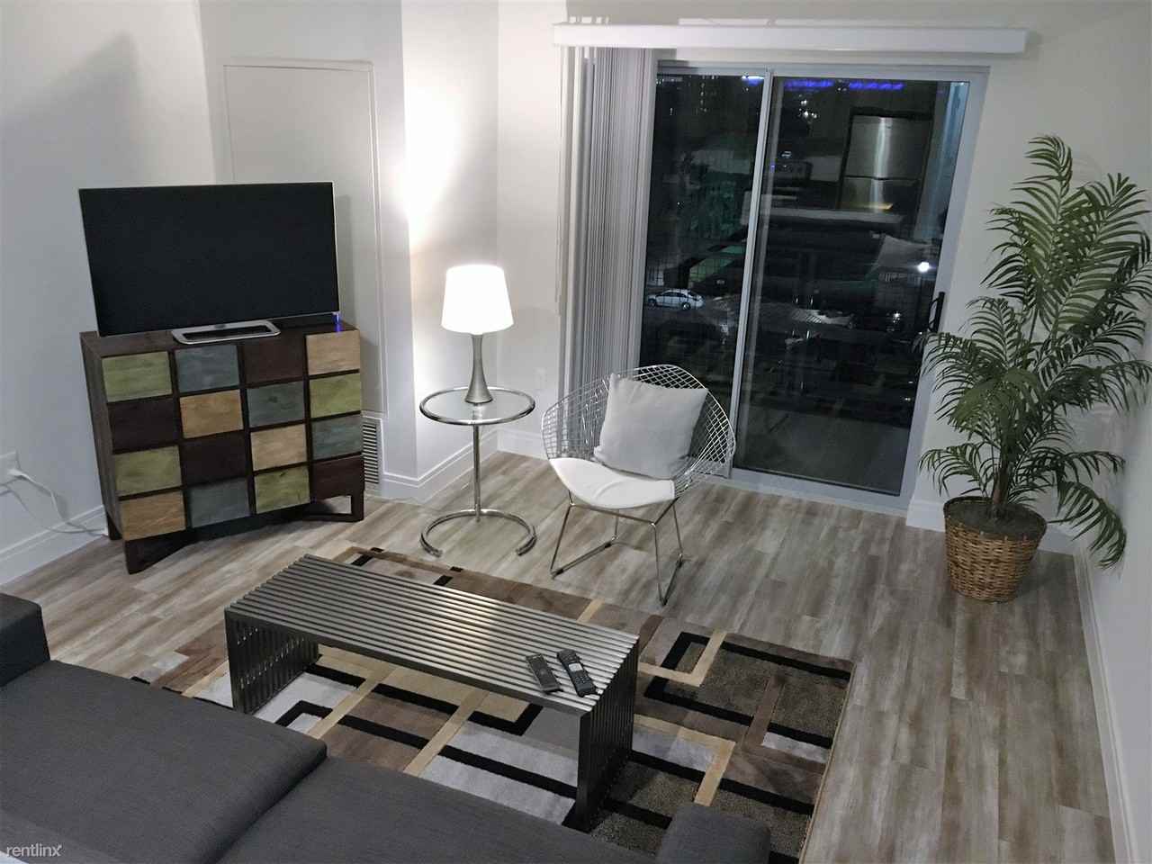 Furnished. Month to month. The Scott @ Brush Park - Photo 2 of 50