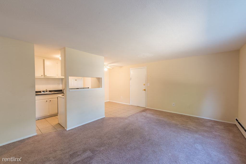 Lakewood Club Apartments - Photo 6 of 17