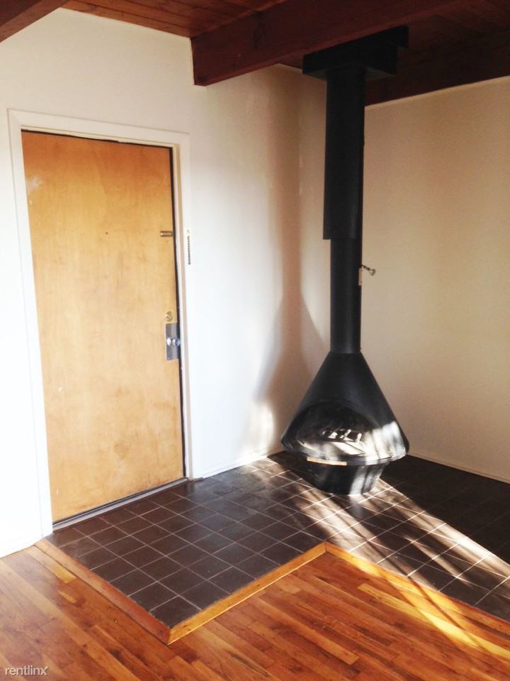 The Lodges Apartments - Photo 3 of 11