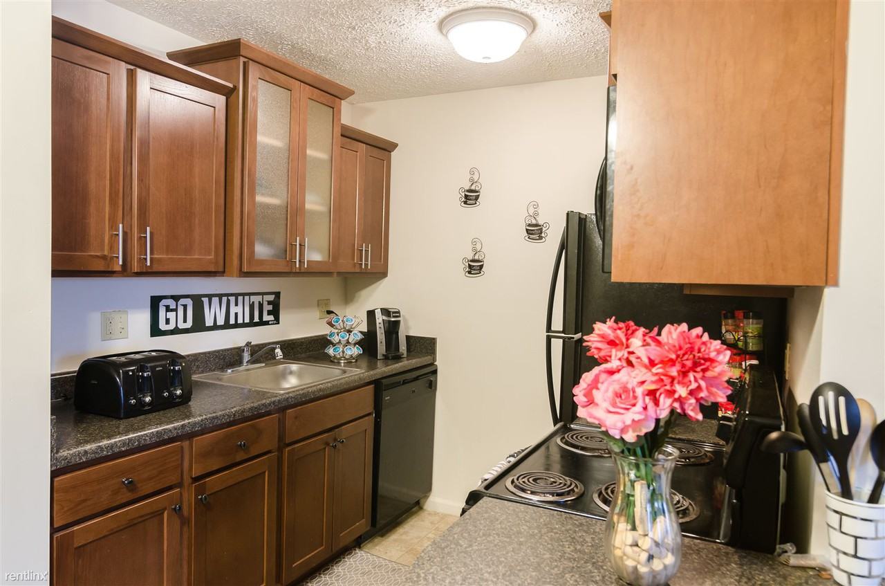 Stoneridge Apartments 1547 N Hagadorn Rd, East Lansing, MI 48823 Zumper