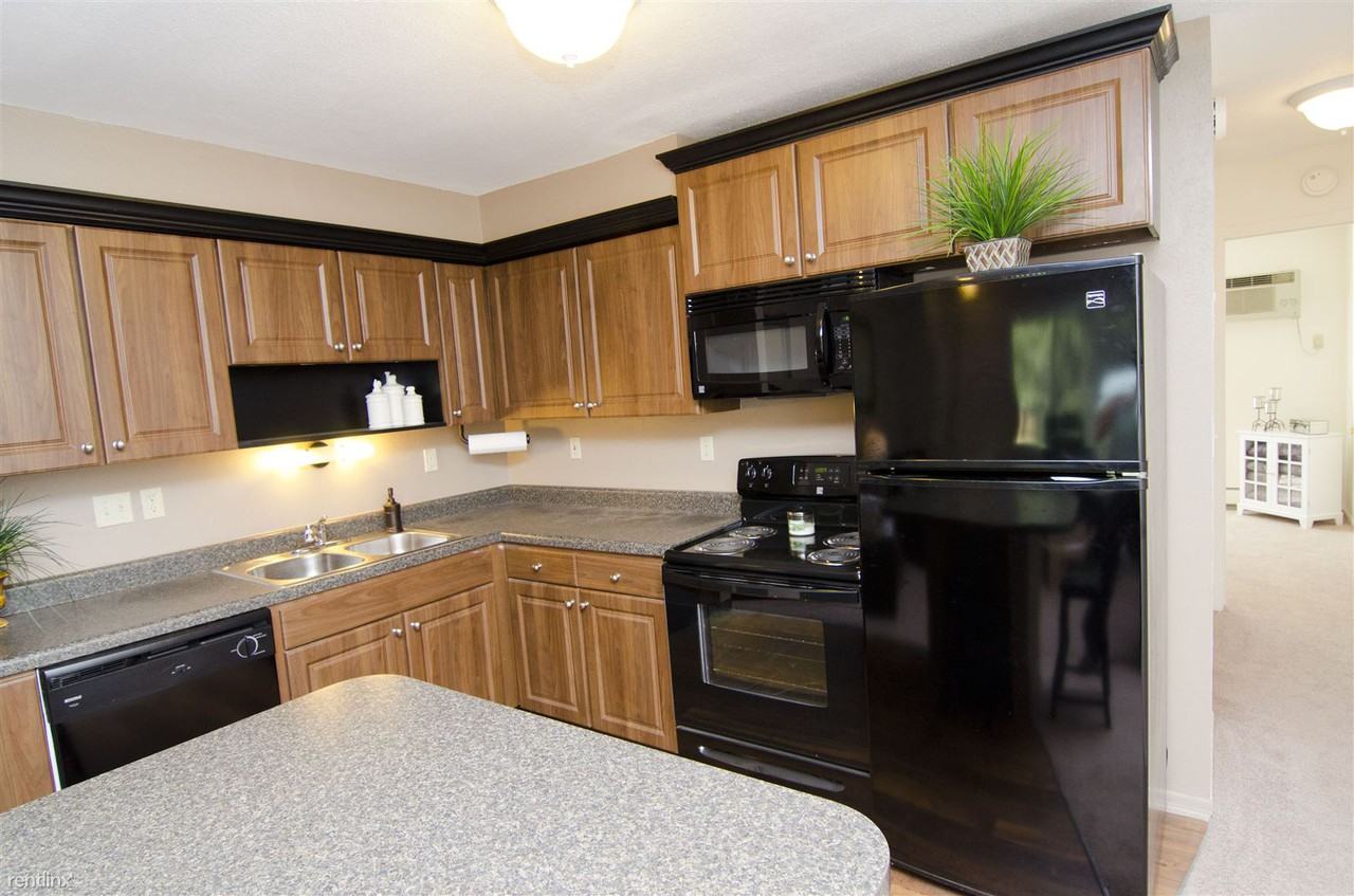 Okemos Village Apartments - Photo 2 of 32