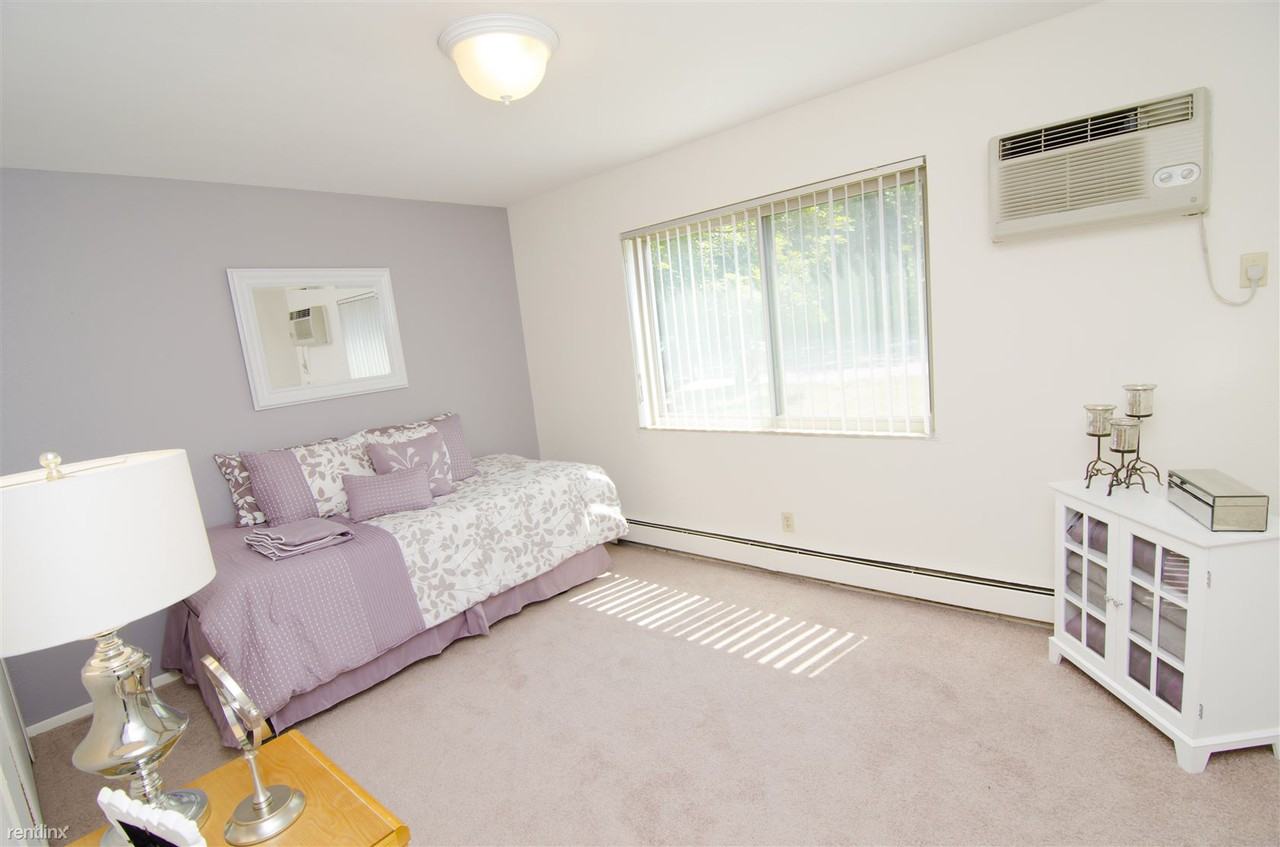 Okemos Village Apartments - Photo 3 of 32