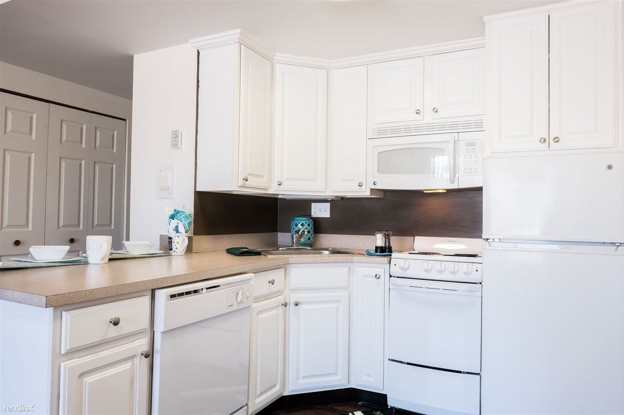 Studio House Apartments - Photo 2 of 16