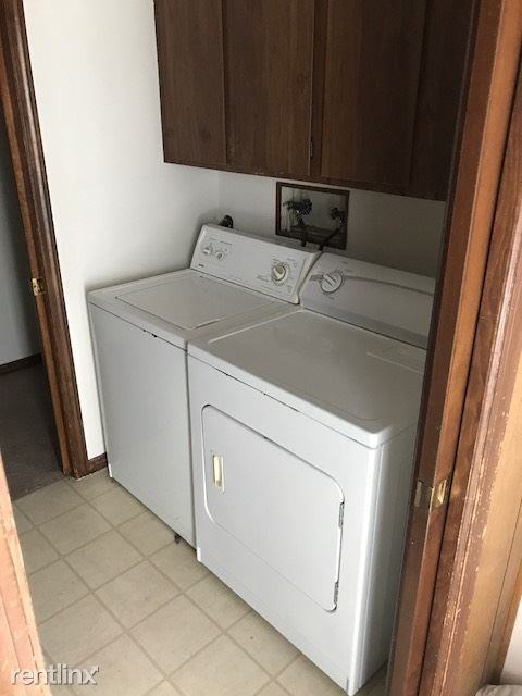 White House Apartments - Photo 2 of 2